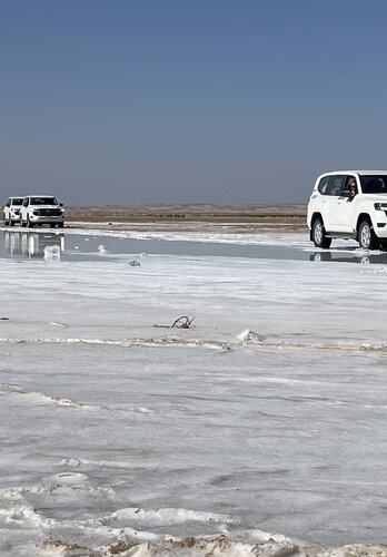 Sowohl Salzpfannen als auch Strandabschnitte erwarten Euch beim Offroad im Oman. | © 4x4 Exploring GmbH