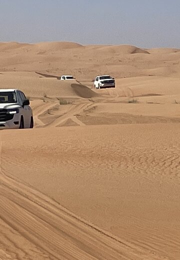 Konvoi unterwegs in den Wüsten beim Offroad im Oman. | © 4x4 Exploring GmbH