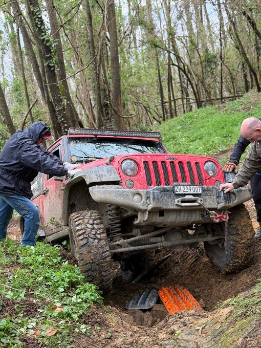 Offroad Toskana Teamwork | © 4x4 Exploring GmbH