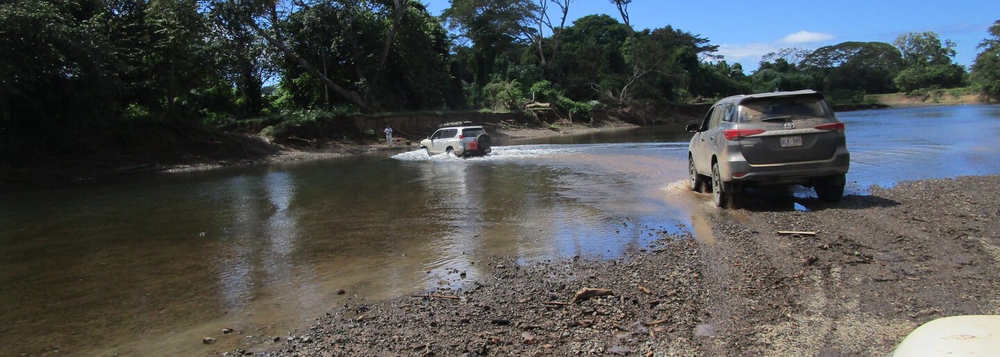 Unzählige Möglichkeiten für spannende Durchfahrten im und am Wasser. Offroad Costa Rica | © 4x4 Exploring GmbH