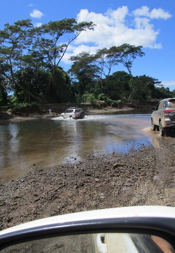 Unzählige Möglichkeiten für spannende Durchfahrten im und am Wasser. Offroad Costa Rica | © 4x4 Exploring GmbH